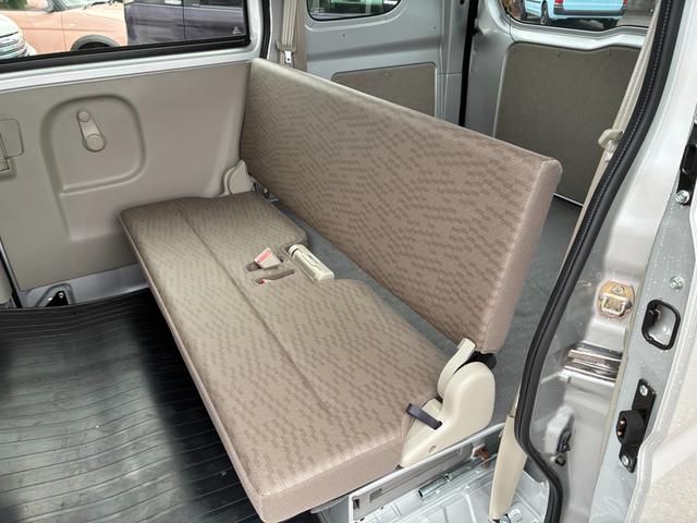 エブリイ ＰＡ　６型　アイドリングストップ　後方障害物センサー　オートライト　スライドドア　アイドリングストップ　横滑り防止機能　衝突安全ボディ　後方障害物センサー（33枚目）