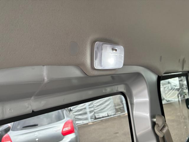 エブリイ ＰＡ　６型　アイドリングストップ　後方障害物センサー　オートライト　スライドドア　アイドリングストップ　横滑り防止機能　衝突安全ボディ　後方障害物センサー（38枚目）