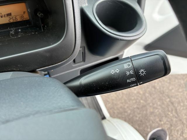 キャリイトラック KCスペシャル 4型 衝突被害軽減ブレーキ キーレス 4WD 4WD 衝突被害軽減システム 横滑り防止機能 スズキセーフティーサポート 衝突安全ボディ キーレスエントリー CDステレオ Bluetooth(17枚目)