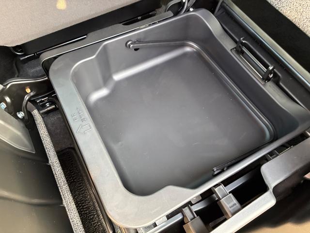 スペーシア HYBRID X ACC 前後衝突被害軽減B アイドリングS オートライト スライドドア プッシュスタート シートヒーター オートエアコン スズキセーフティーサポート アイドリングストップ 横滑り防止機能 衝突安全ボディ アダプティブクルーズコントロール(37枚目)