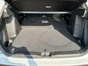 シートを倒すとこんなにも広くなりますよ
