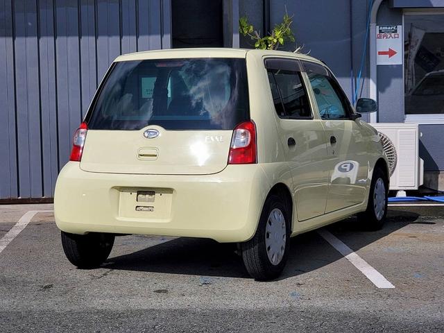 エッセ Ｄ　マニュアル車（9枚目）