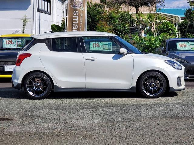 スイフトスポーツ ベースグレード　セーフティＰＫＧ　ＢＢＳ１７ＡＷ　ＣＵＳＣＯ車高調　ＨＫＳマフラー　ＨＫＳフラッシュエディター　ＨＫＳブローオフ　ＨＫＳエアクリーナー　社外ブースト計　ナビＴＶ　ＥＴＣ　ＬＥＤライト　シートヒーター（6枚目）