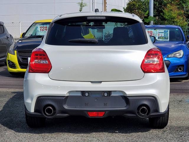 スイフトスポーツ ベースグレード　セーフティＰＫＧ　ＢＢＳ１７ＡＷ　ＣＵＳＣＯ車高調　ＨＫＳマフラー　ＨＫＳフラッシュエディター　ＨＫＳブローオフ　ＨＫＳエアクリーナー　社外ブースト計　ナビＴＶ　ＥＴＣ　ＬＥＤライト　シートヒーター（8枚目）