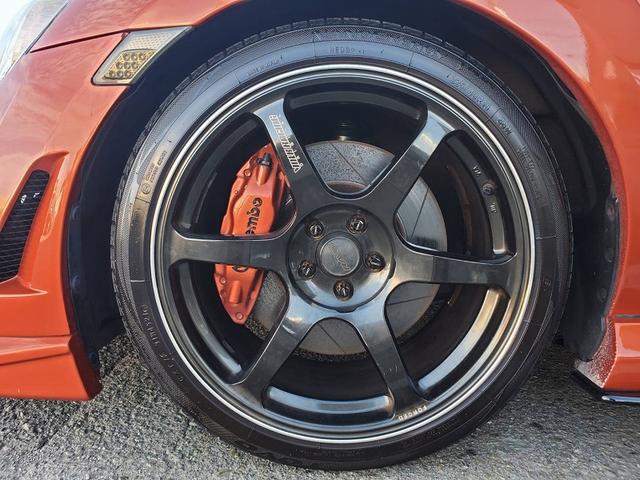 ８６ ＧＴリミテッド　ブレンボキャリパー　ＶＯＬＫ１８ＡＷ　ＴＥＩＮ車高調　パワークラフトマフラー　社外エキマニ　社外フェンダー　ＢＲＩＤＥシート　エアロ　ＴＲＤフィン　社外ライト　ステアリング　タワーバー　社外メーター盤（36枚目）