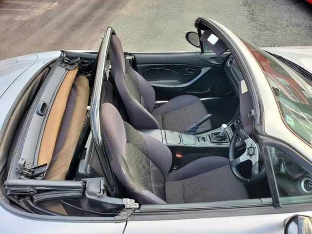 ロードスター ＲＳ　クスコＬＳＤ　ロールバー　ＢＬＩＴＺ車高調　Ｓｗｉｆｔスプリング　ＴＲＵＳＴオイルクーラー　社外１５ＡＷ　マツダスピードマフラー　社外エアクリーナー　フロントスポイラー　ディスプレイオーディオ（17枚目）