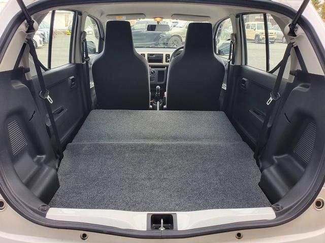 アルト VP 5速マニュアル車 キーレスキー スペアキー シガーソケット ヘッドライトレベライザー 横滑り防止装置 ドアバイザー フロアマット(17枚目)