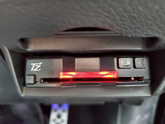 レガシィツーリングワゴン ２．０ＧＴスペックＢ　６速ＭＴ　ＳＴｉエアロ　ＢＬＩＴＺ車高調　柿本改マフラー　ブースト計　ＳＴｉタワーバー　ＥＴＣ　ＨＩＤライト　フォグ　純正１８インチＡＷ　オートエアコン　リアトノカバー　純正足回り付属（22枚目）
