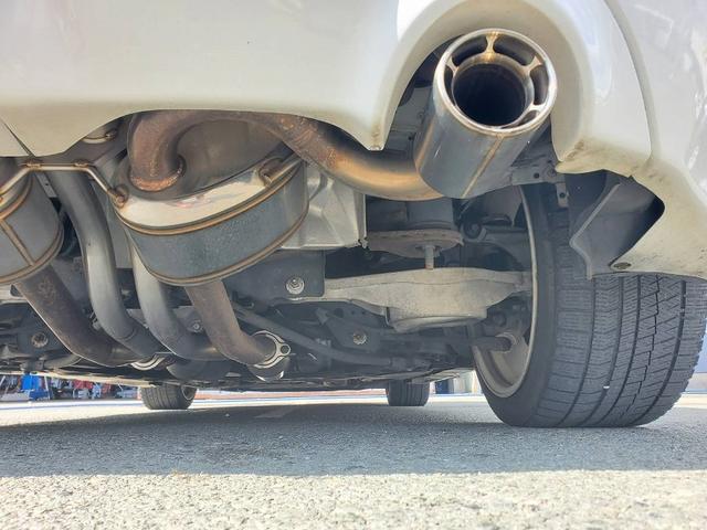 フェアレディＺ バージョンＳＴ　サクラムマフラー　社外エアクリーナー　リアスポイラー　鍛造１９インチアルミホイール　純正ナビＴＶ　ＢＯＳＥ　バックモニター　Ｂｌｕｅｔｏｏｔｈオーディオ　ハーフレザーシート　シートヒーター　ＥＴＣ（33枚目）