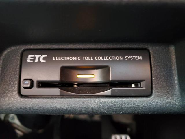 フェアレディＺ バージョンＳＴ　ＢＢＳ１９インチＡＷ　ＨＫＳマフラー　リアディフューザー　純正ナビ　ＢＯＳＥ　バックモニター　Ｂｌｕｅｔｏｏｔｈオーディオ　ハーフレザーシート　シートヒーター　ＥＴＣ　スマートキー　ＨＩＤ（19枚目）