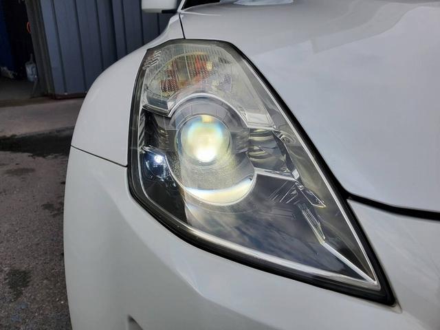 フェアレディＺ バージョンＴ　後期型　ＨＲエンジン　バックカメラ　フルセグＴＶ　黒革シート　ＨＩＤライト　１８インチＡＷ　トランクスポイラー　ＥＴＣ　キーレスキー（19枚目）