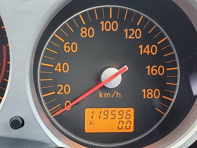 フェアレディＺ バージョンＴ　後期型　ＨＲエンジン　バックカメラ　フルセグＴＶ　黒革シート　ＨＩＤライト　１８インチＡＷ　トランクスポイラー　ＥＴＣ　キーレスキー（32枚目）