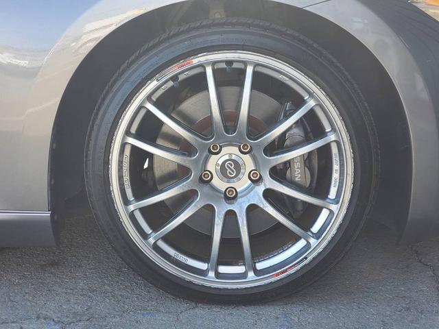 フェアレディＺ 　ＨＫＳマフラー　ＥＮＫＥＩ１９ＡＷ　ＢＲＩＤＥシート　社外ガルウィング純正ナビ　Ｂｌｕｅｔｏｏｔｈオーディオ　ＥＴＣ　ハーフレザーシート　社外シフトノブ　ＨＩＤライト　スマートキー（39枚目）