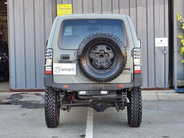 ジムニー ＸＧ　リフトアップ　社外１６インチアルミホイール　ブロックタイヤ　スペアタイヤ　社外バンパー　ＬＥＤテールランプ　シートカバー　ＥＴＣ（8枚目）