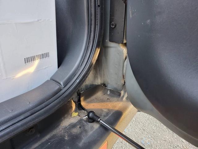 ジムニー XG リフトアップ 社外マフラー 社外バンパー 社外16インチアルミホイール ブロックタイヤ スペアタイヤ LEDテールランプ シートカバー ETC(38枚目)