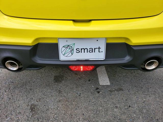 スイフトスポーツ ベースグレード　スズキセーフティサポート　６ＭＴ　ＥＴＣ　スマートキー　スペアキー　プッシュスタートエンジン　オートエアコン　シートヒーター　ＬＥＤヘッドライト　フォグ　オートエアコン　フロアマット　サイドバイザー（32枚目）