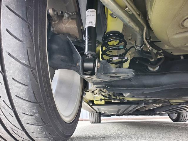 スイフトスポーツ ベースグレード　スズキセーフティサポート　６ＭＴ　ＥＴＣ　スマートキー　スペアキー　プッシュスタートエンジン　オートエアコン　シートヒーター　ＬＥＤヘッドライト　フォグ　オートエアコン　フロアマット　サイドバイザー（38枚目）