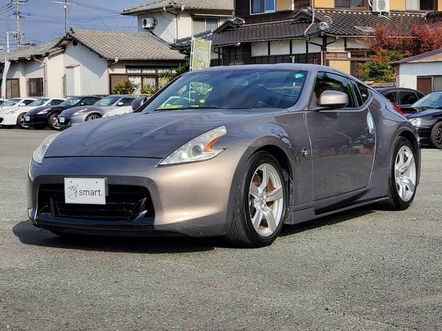 フェアレディＺ バージョンＳＴ　ｎｉｓｍｏマフラー　エアロパーツ　トランクスポイラー　ハーフレザー　シートヒーター　パワーシート　ＢＯＳＥ　ＥＴＣ　アルミホイール　ＨＩＤライト　社外シフトノブ（5枚目）