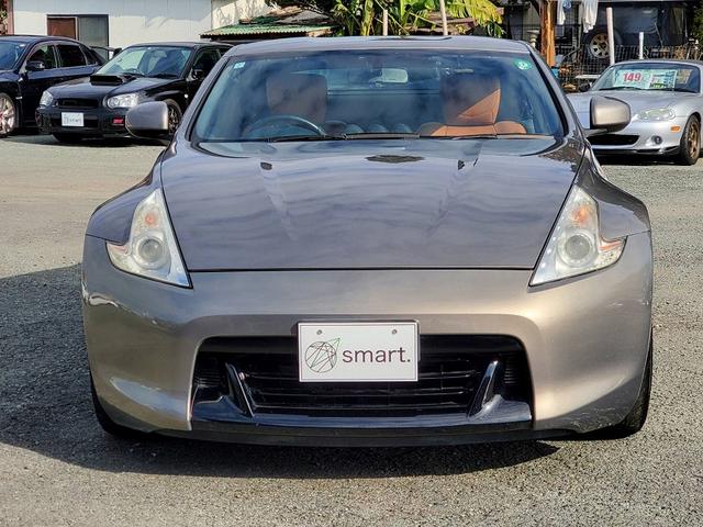 フェアレディＺ バージョンＳＴ　ｎｉｓｍｏマフラー　エアロパーツ　トランクスポイラー　ハーフレザー　シートヒーター　パワーシート　ＢＯＳＥ　ＥＴＣ　アルミホイール　ＨＩＤライト　社外シフトノブ（6枚目）