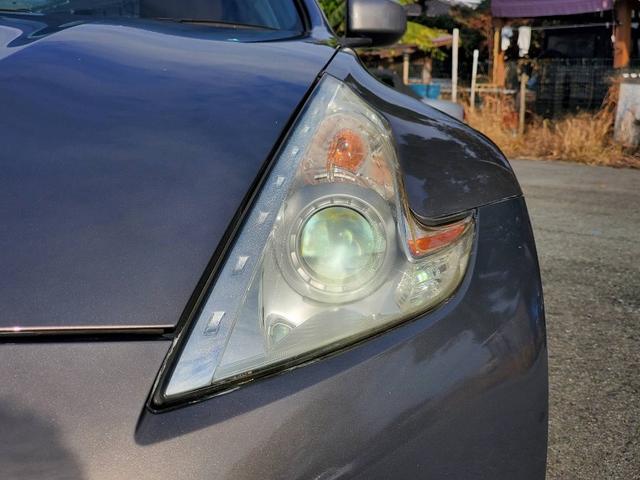 フェアレディＺ バージョンＳＴ　ｎｉｓｍｏマフラー　エアロパーツ　トランクスポイラー　ハーフレザー　シートヒーター　パワーシート　ＢＯＳＥ　ＥＴＣ　アルミホイール　ＨＩＤライト　社外シフトノブ（25枚目）