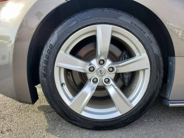 フェアレディＺ バージョンＳＴ　ｎｉｓｍｏマフラー　エアロパーツ　トランクスポイラー　ハーフレザー　シートヒーター　パワーシート　ＢＯＳＥ　ＥＴＣ　アルミホイール　ＨＩＤライト　社外シフトノブ（32枚目）