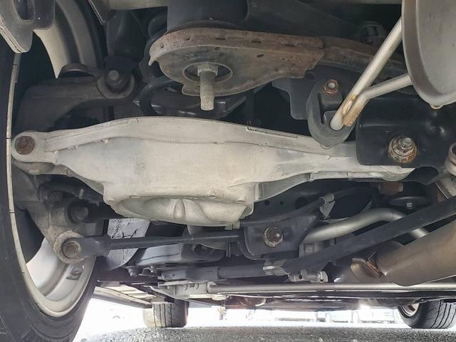 フェアレディＺ バージョンＳＴ　ｎｉｓｍｏマフラー　エアロパーツ　トランクスポイラー　ハーフレザー　シートヒーター　パワーシート　ＢＯＳＥ　ＥＴＣ　アルミホイール　ＨＩＤライト　社外シフトノブ（36枚目）