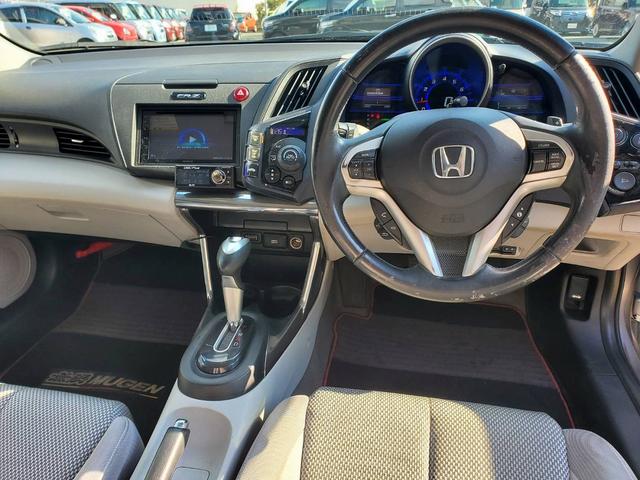 ＣＲ－Ｚ α　ガラスルーフ　ＢＬＩＴＺ車高調　ディスプレイオーディオ　バックカメラ　ＥＴＣ　スマートキー　ＨＩＤライト　フォグ　パドルシフト（11枚目）