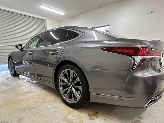 ＬＳ ＬＳ５００　Ｆスポーツ　禁煙車　サンルーフ　ソフトクローズドア　デジタルインナーミラー　シートヒーター＆ベンチレーション＆ステアリングヒーター　オートトランク　リアシートヒーター　三眼ＬＥＤ　　レクサスセーフ　２０インチＡＷ（5枚目）