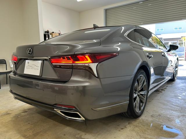ＬＳ ＬＳ５００　Ｆスポーツ　禁煙車　サンルーフ　ソフトクローズドア　デジタルインナーミラー　シートヒーター＆ベンチレーション＆ステアリングヒーター　オートトランク　リアシートヒーター　三眼ＬＥＤ　　レクサスセーフ　２０インチＡＷ（9枚目）