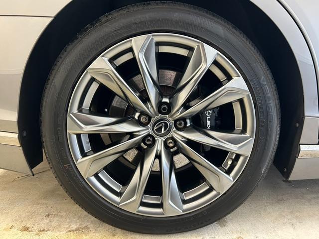 ＬＳ ＬＳ５００　Ｆスポーツ　禁煙車　サンルーフ　ソフトクローズドア　デジタルインナーミラー　シートヒーター＆ベンチレーション＆ステアリングヒーター　オートトランク　リアシートヒーター　三眼ＬＥＤ　　レクサスセーフ　２０インチＡＷ（12枚目）