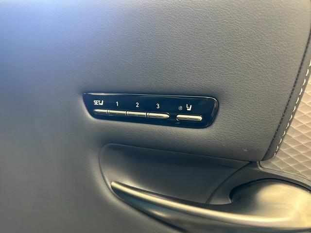 ＬＳ ＬＳ５００　Ｆスポーツ　禁煙車　サンルーフ　ソフトクローズドア　デジタルインナーミラー　シートヒーター＆ベンチレーション＆ステアリングヒーター　オートトランク　リアシートヒーター　三眼ＬＥＤ　　レクサスセーフ　２０インチＡＷ（22枚目）