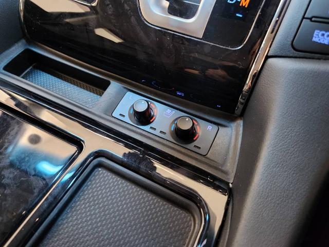 アルファード 2.5S Cパッケージ 1オーナー 禁煙車 デジタルインナーミラー フリップダウンモニター ブラックレザー シートヒーター&ベンチレーション&ステアリングヒーター メーカーナビTV DVDプレーヤー トヨタセーフティ(30枚目)
