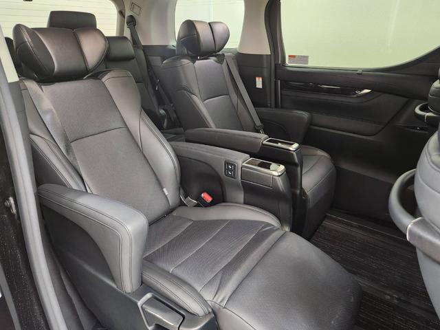 アルファード 2.5S Cパッケージ 1オーナー 禁煙車 デジタルインナーミラー フリップダウンモニター ブラックレザー シートヒーター&ベンチレーション&ステアリングヒーター メーカーナビTV DVDプレーヤー トヨタセーフティ(42枚目)