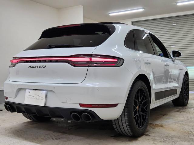 マカン マカンGTS D車 パノラマSR BOSE スポーツクロノ スポーツエキゾースト ACC BSM レーンA PDLS付LED エントリー&ドライブ シートヒーター 3ゾーンAC サラウンドビュー RS20インチAW(8枚目)