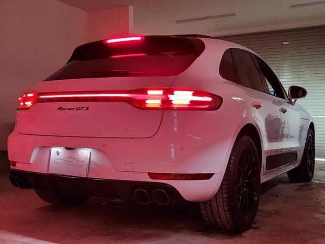 マカン マカンGTS D車 パノラマSR BOSE スポーツクロノ スポーツエキゾースト ACC BSM レーンA PDLS付LED エントリー&ドライブ シートヒーター 3ゾーンAC サラウンドビュー RS20インチAW(10枚目)