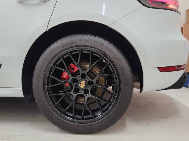マカン マカンGTS D車 パノラマSR BOSE スポーツクロノ スポーツエキゾースト ACC BSM レーンA PDLS付LED エントリー&ドライブ シートヒーター 3ゾーンAC サラウンドビュー RS20インチAW(23枚目)