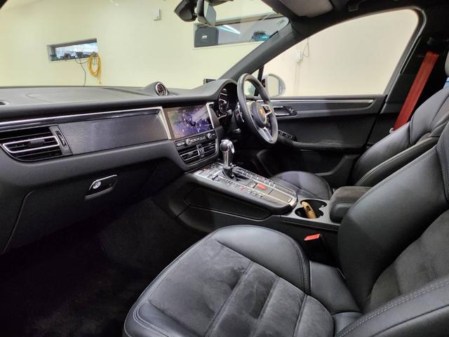 マカン マカンGTS D車 パノラマSR BOSE スポーツクロノ スポーツエキゾースト ACC BSM レーンA PDLS付LED エントリー&ドライブ シートヒーター 3ゾーンAC サラウンドビュー RS20インチAW(58枚目)