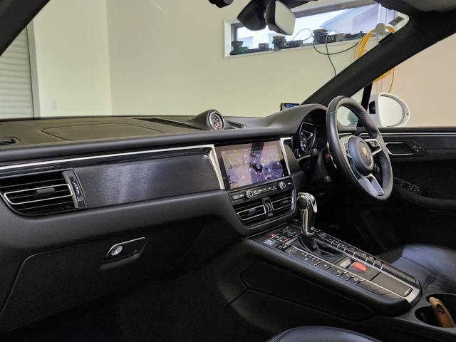 マカン マカンGTS D車 パノラマSR BOSE スポーツクロノ スポーツエキゾースト ACC BSM レーンA PDLS付LED エントリー&ドライブ シートヒーター 3ゾーンAC サラウンドビュー RS20インチAW(61枚目)