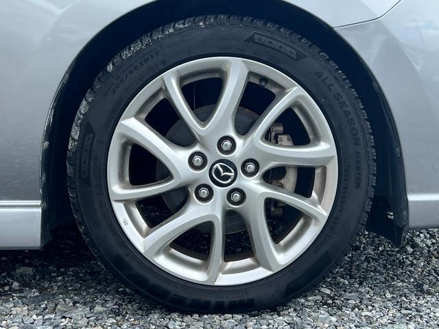 プレマシー ２０Ｓ　プレステージスタイルＩＩ　走行距離４３０００ｋｍ　オールシーズンタイヤ　ＥＴＣ　Ｂｌｕｅｔｏｏｔｈ　ドライブレコーダー　バックカメラ　ハーフレザー　両側電動スライドドア　純正アルミ　ステアリングリモコン　スマートキー　　ＤＶＤ（18枚目）