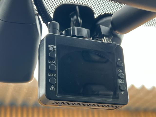 プレマシー ２０Ｓ　プレステージスタイルＩＩ　走行距離４３０００ｋｍ　オールシーズンタイヤ　ＥＴＣ　Ｂｌｕｅｔｏｏｔｈ　ドライブレコーダー　バックカメラ　ハーフレザー　両側電動スライドドア　純正アルミ　ステアリングリモコン　スマートキー　　ＤＶＤ（25枚目）