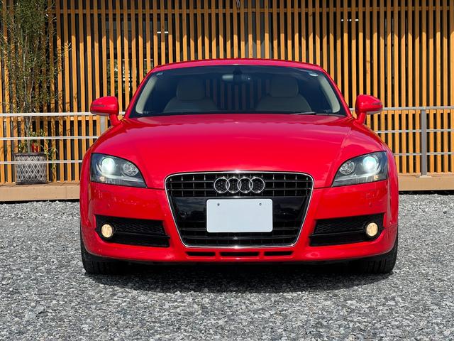 ＴＴクーペ ２．０ＴＦＳＩ　リミテッド　純正１７インチアルミホイール　ＥＴＣ　パドルシフト　電動シート　レザーシート　キーレスエントリー　オートライト　ＣＤ　ＤＶＤ　ＨＩＤヘッドライト　フロントフォグ　電動格納ドアミラー　取扱説明書（12枚目）