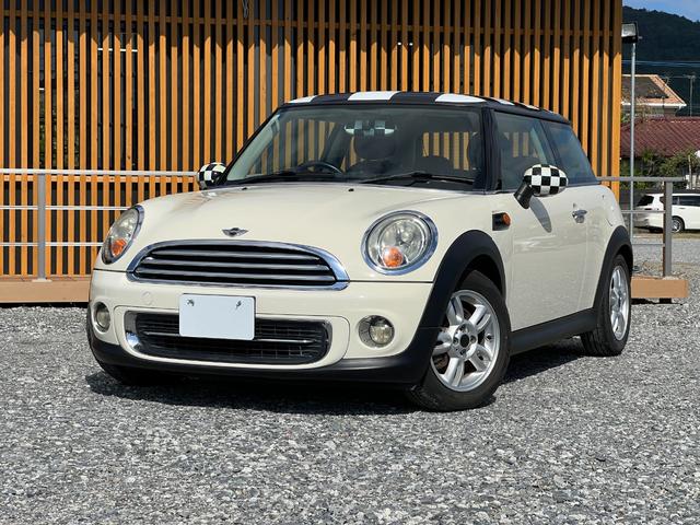 MINI クーパー ETC オートエアコン 純正15インチアルミホイール プッシュスタート キーレス MTモード カーテンエアバック サイドエアバック 取扱説明書 スペアキー 電動格納ミラー フォグランプ(6枚目)