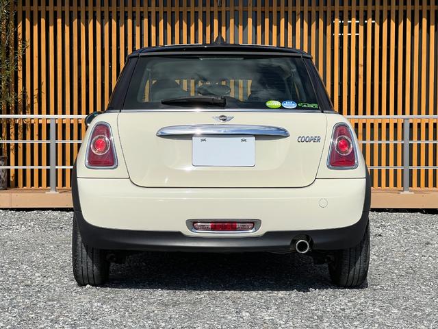 MINI クーパー ETC オートエアコン 純正15インチアルミホイール プッシュスタート キーレス MTモード カーテンエアバック サイドエアバック 取扱説明書 スペアキー 電動格納ミラー フォグランプ(9枚目)