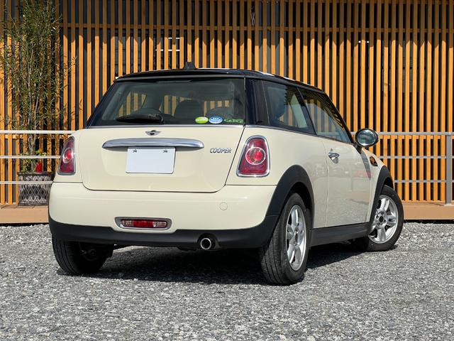 MINI クーパー ETC オートエアコン 純正15インチアルミホイール プッシュスタート キーレス MTモード カーテンエアバック サイドエアバック 取扱説明書 スペアキー 電動格納ミラー フォグランプ(10枚目)