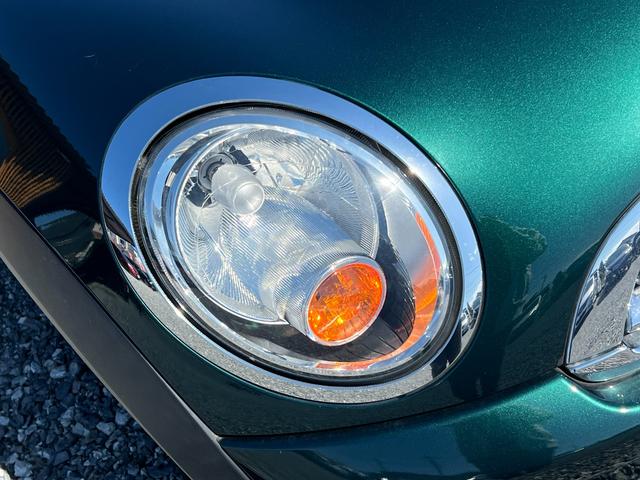 MINI クーパー 走行距離37000km シートヒーター 純正15インチアルミホイール オートエアコン キーレスエントリー CD再生 M/Tモード フロントフォグ 電動格納ミラー スペアキー 取扱説明書 フロアマット(13枚目)