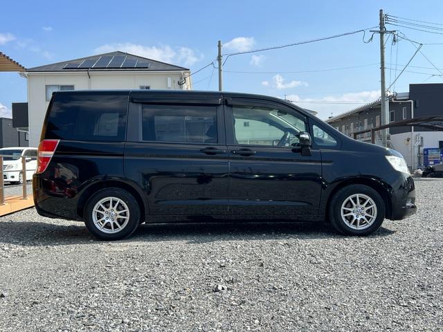 ステップワゴン Ｇ　Ｌパッケージ　ドライブレコーダー　ＥＴＣ　バックカメラ　社外１５インチアルミホイール　両側電動スライドドア　スマートキー　ＨＩＤヘッドライト　ＴＶ　ＤＶＤ再生　ＣＤ再生　レベライザー３段階　ウインカーミラー（12枚目）