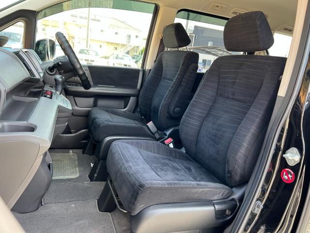 ステップワゴン Ｇ　Ｌパッケージ　ドライブレコーダー　ＥＴＣ　バックカメラ　社外１５インチアルミホイール　両側電動スライドドア　スマートキー　ＨＩＤヘッドライト　ＴＶ　ＤＶＤ再生　ＣＤ再生　レベライザー３段階　ウインカーミラー（25枚目）