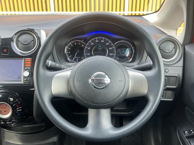 ノート Ｘ　ＤＩＧ－Ｓ　ＥＴＣ　バックカメラ　社外１４インチアルミホイール　プッシュスタート　スマートキー　オートエアコン　レベライザー４段階　スペアタイヤ　取扱説明書　電動格納ミラー（16枚目）