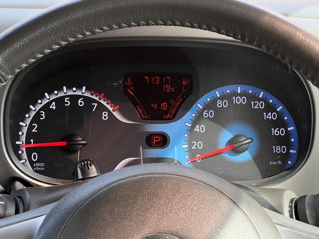 キューブ １５Ｘ　ＦＯＵＲ　Ｂｌｕｅｔｏｏｔｈ　ＥＴＣ　バックカメラ　４ＷＤ　プッシュスタート　スマートキー　オートエアコン　オートライト　ＨＤＤナビ　取扱説明書　電動格納ミラー　ＣＤ・ＤＶＤ再生（18枚目）