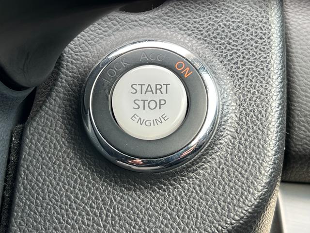 スカイライン ２５０ＧＴ　タイプＶ　Ｂｌｕｅｔｏｏｔｈ　ドラレコ　ＥＴＣ　バックカメラ　ＭＴモード　純正１７インチＡＷ　プッシュスタート　スマートキー　ステアリモコン　電動シート　デュアルエアコン　サイドカメラ　オートエアコン・ライト（17枚目）